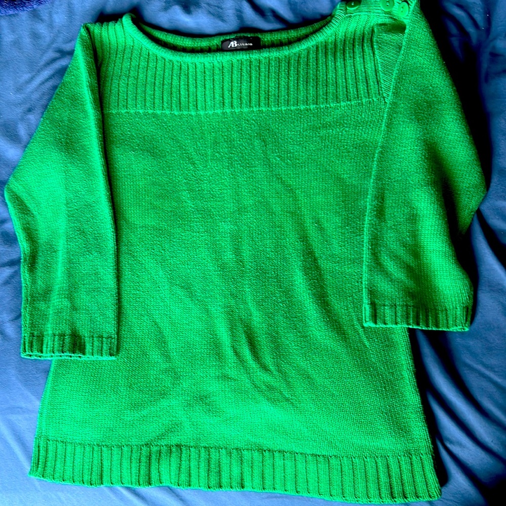 Women’s Medium, Green Knit Sweater, M, 3/4 Sleeve